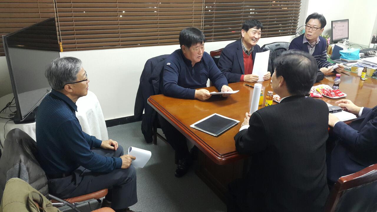 (재)인천기계공고동문장학회 임원-전체 사진-7516664215.jpg