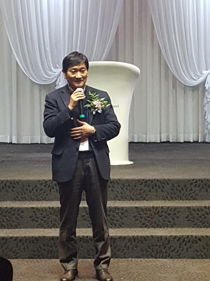 (재)인천기계공고동문장학회 임원-전체 사진-8110061879.jpg