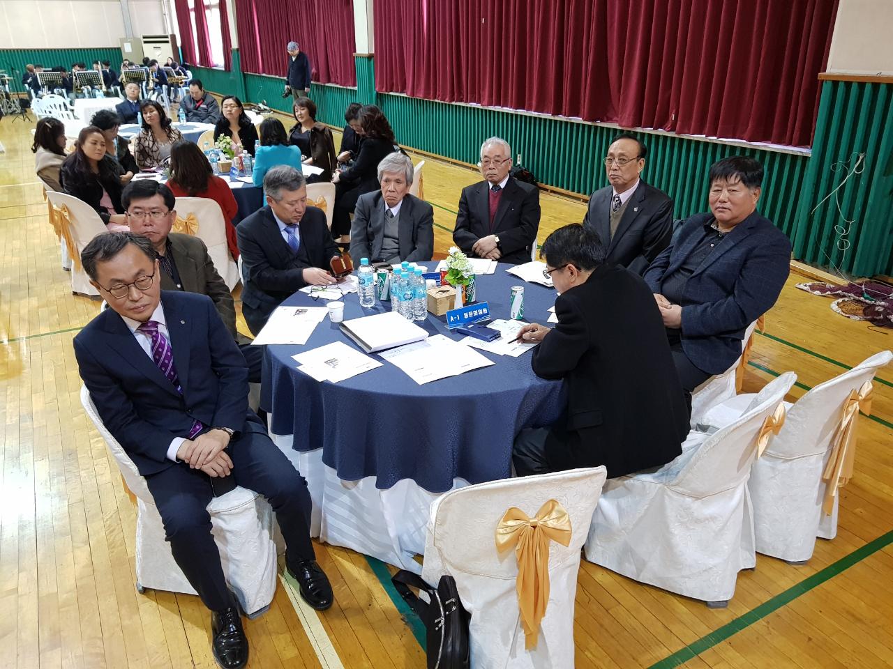(재)인천기계공고동문장학회 임원-전체 사진-8275218951.jpg