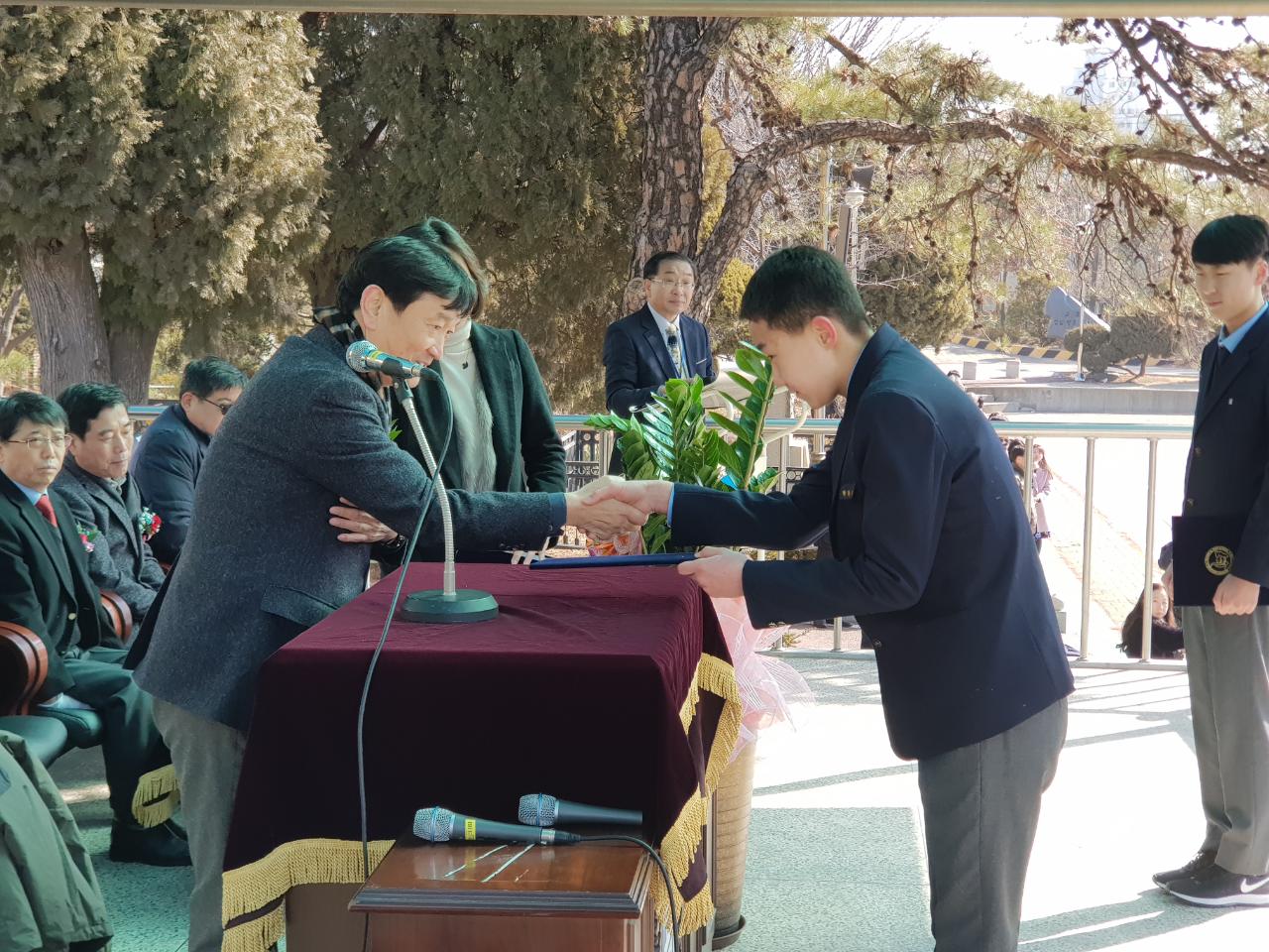 (재)인천기계공고동문장학회 임원-전체 사진-8305601031.jpg