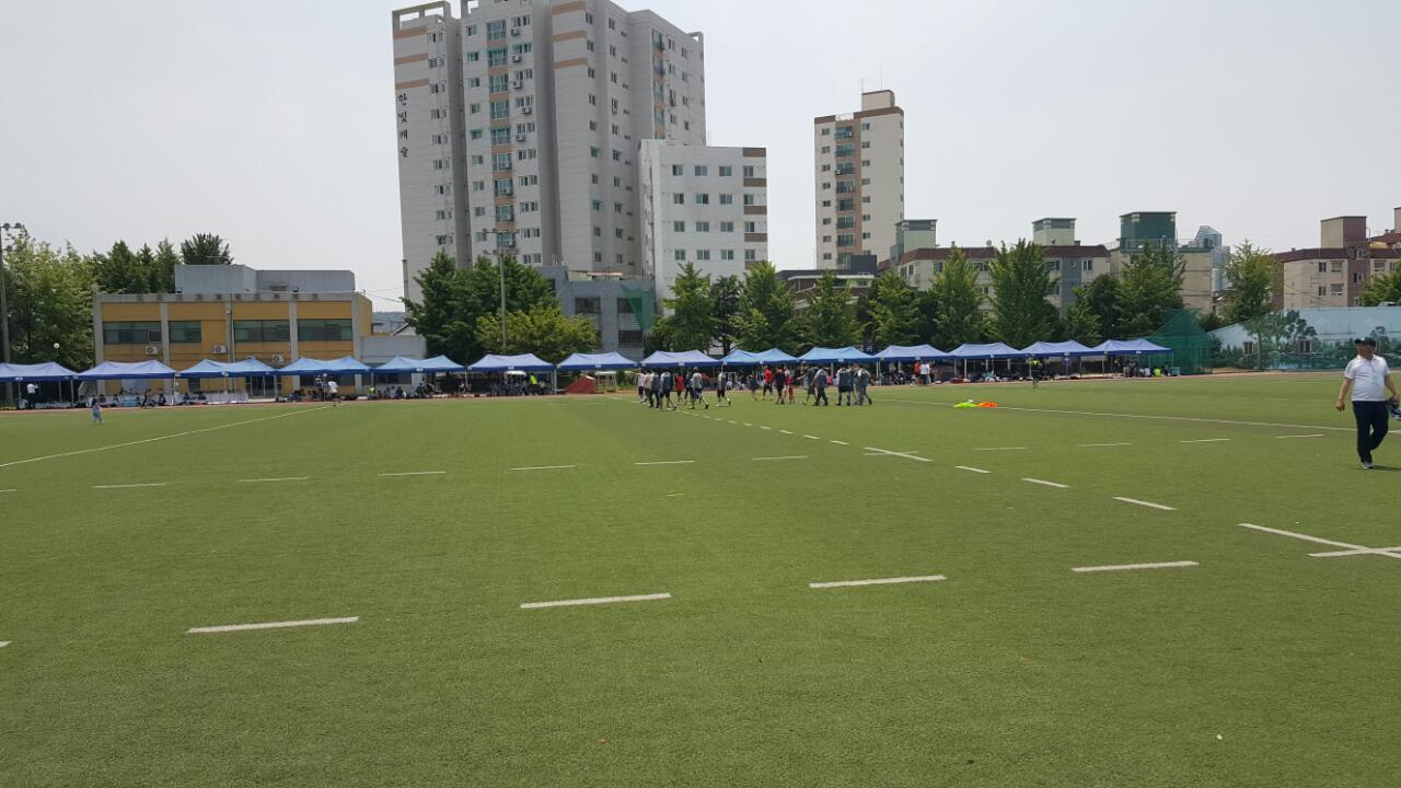 (재)인천기계공고동문장학회 임원-전체 사진-6081969974.jpg