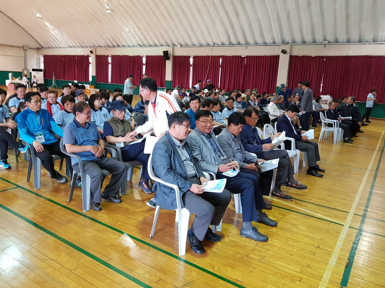 (재)인천기계공고동문장학회 임원-전체 사진-9158243854.jpg