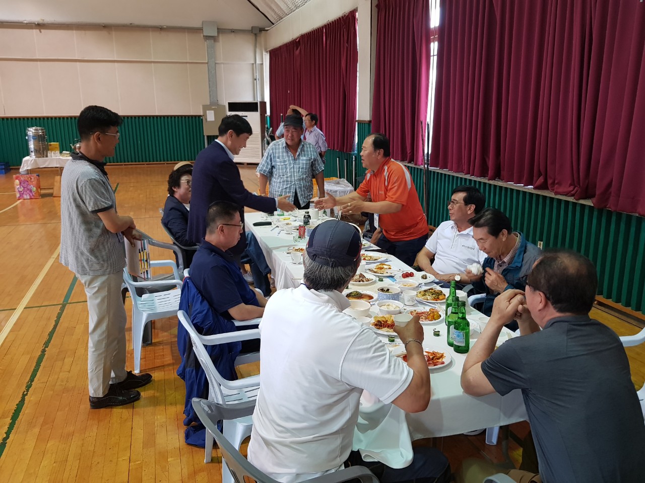 (재)인천기계공고동문장학회 임원-전체 사진-9158243869.jpg