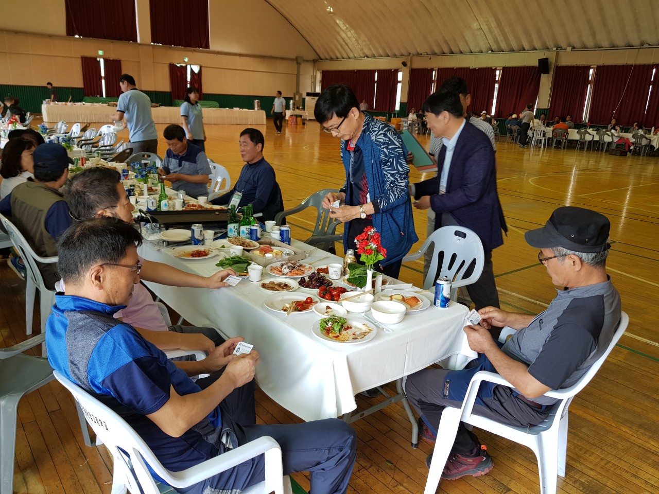 (재)인천기계공고동문장학회 임원-전체 사진-9158243876.jpg