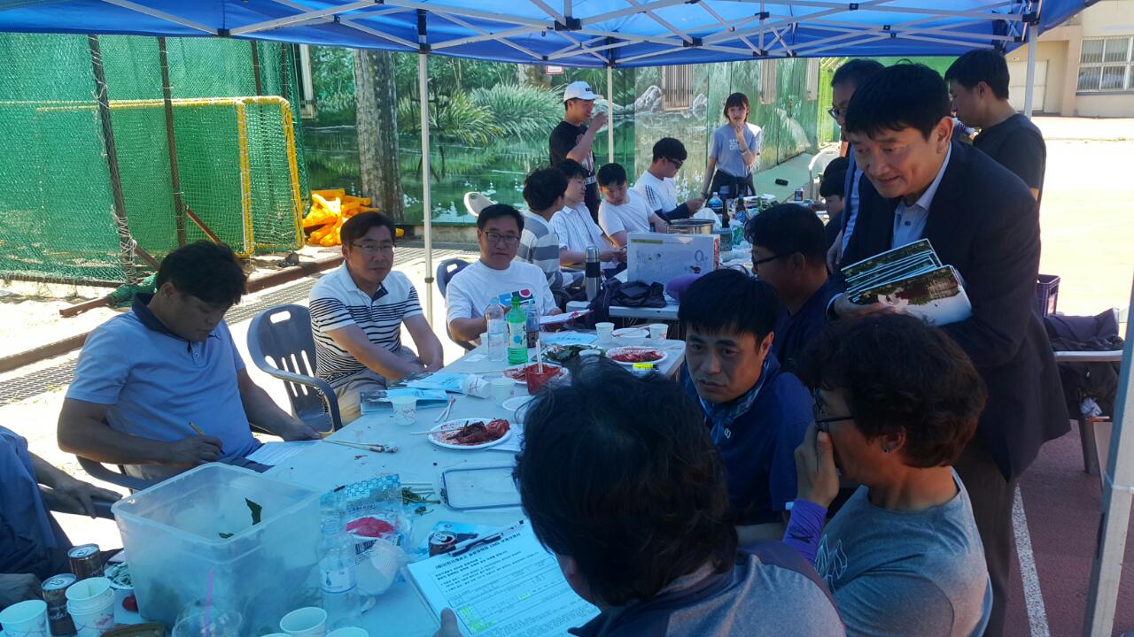 (재)인천기계공고동문장학회 임원-전체 사진-6200985972.jpg