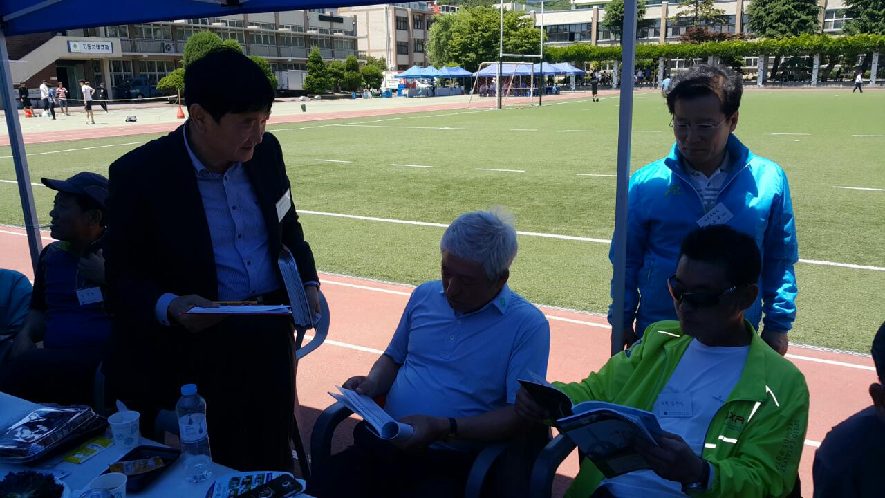 (재)인천기계공고동문장학회 임원-전체 사진-6200985988.jpg