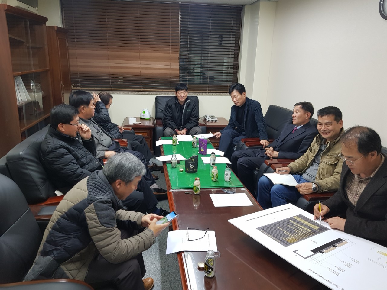 (재)인천기계공고동문장학회 임원-전체 사진-10978855062.jpg