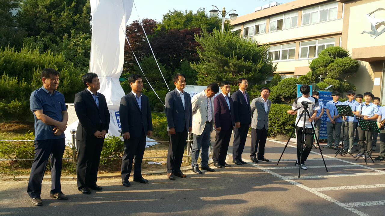 (재)인천기계공고동문장학회 임원-전체 사진-6270851852.jpg