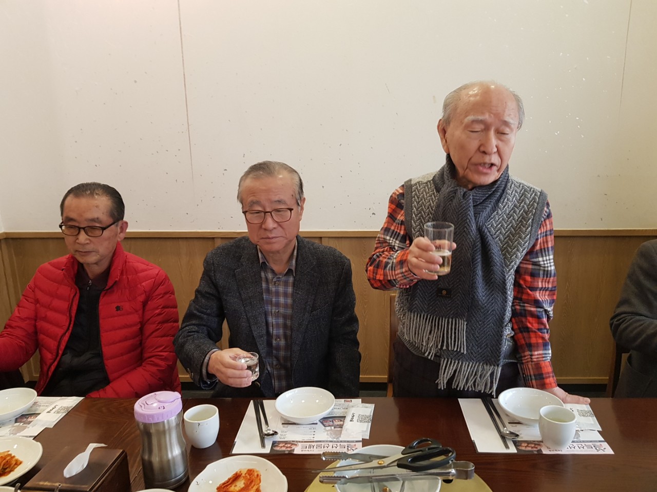 (재)인천기계공고동문장학회 임원-전체 사진-11569980740.jpg