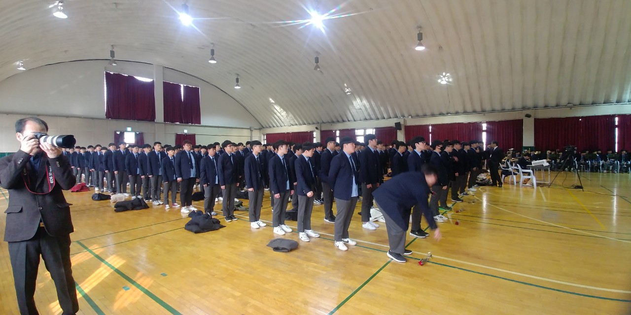 (재)인천기계공고동문장학회 임원-전체 사진-12209845549.jpg