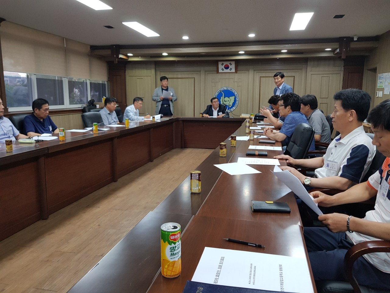 (재)인천기계공고동문장학회 임원-전체 사진-14390028075.jpg