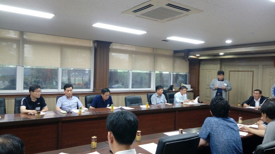 (재)인천기계공고동문장학회 임원-전체 사진-14390028080.jpg