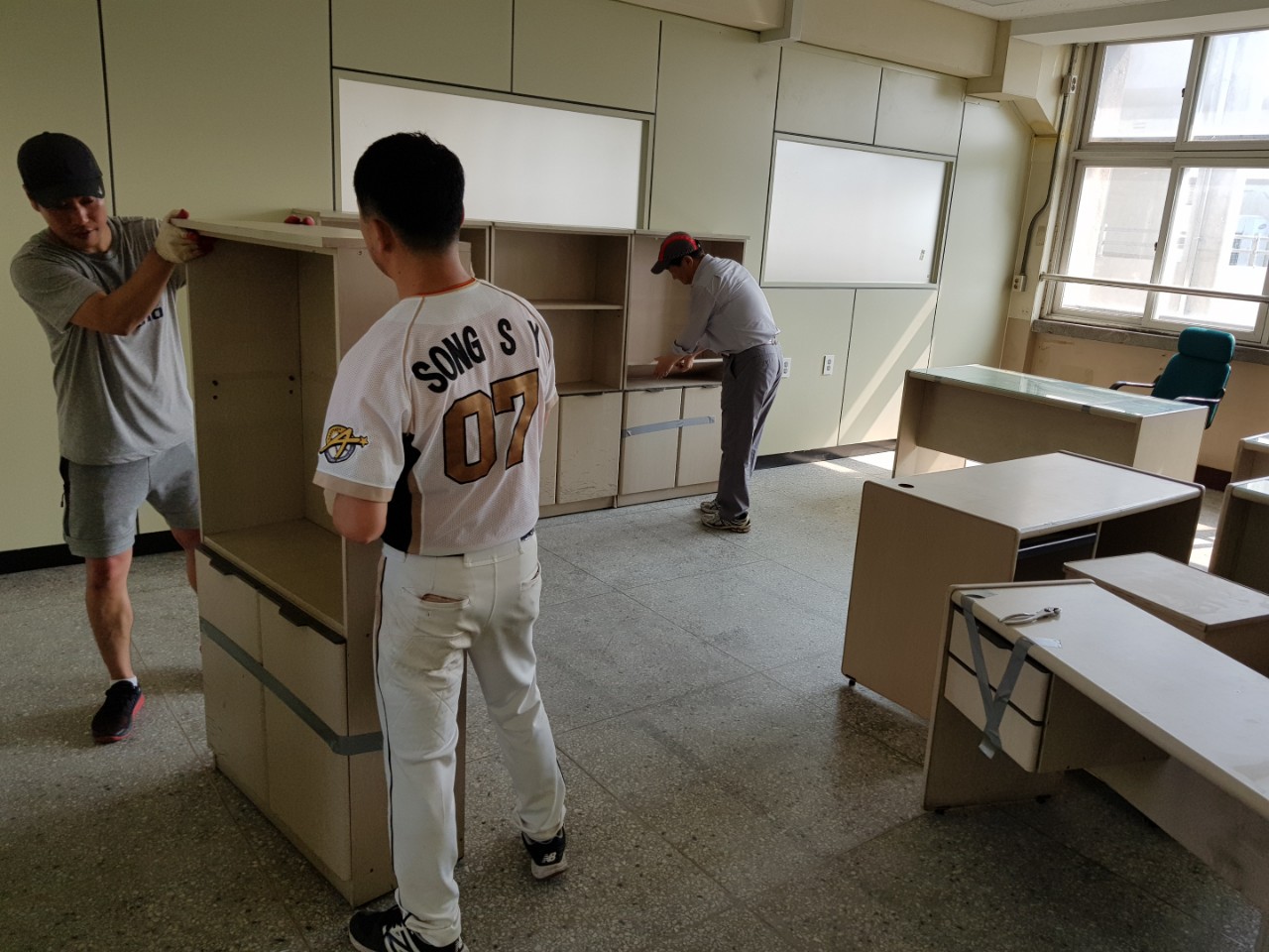 (재)인천기계공고동문장학회 임원-전체 사진-14651869587.jpg