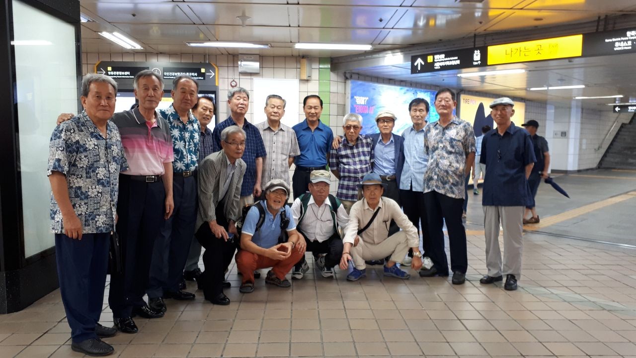 (재)인천기계공고동문장학회 임원-전체 사진-14691931595.jpg