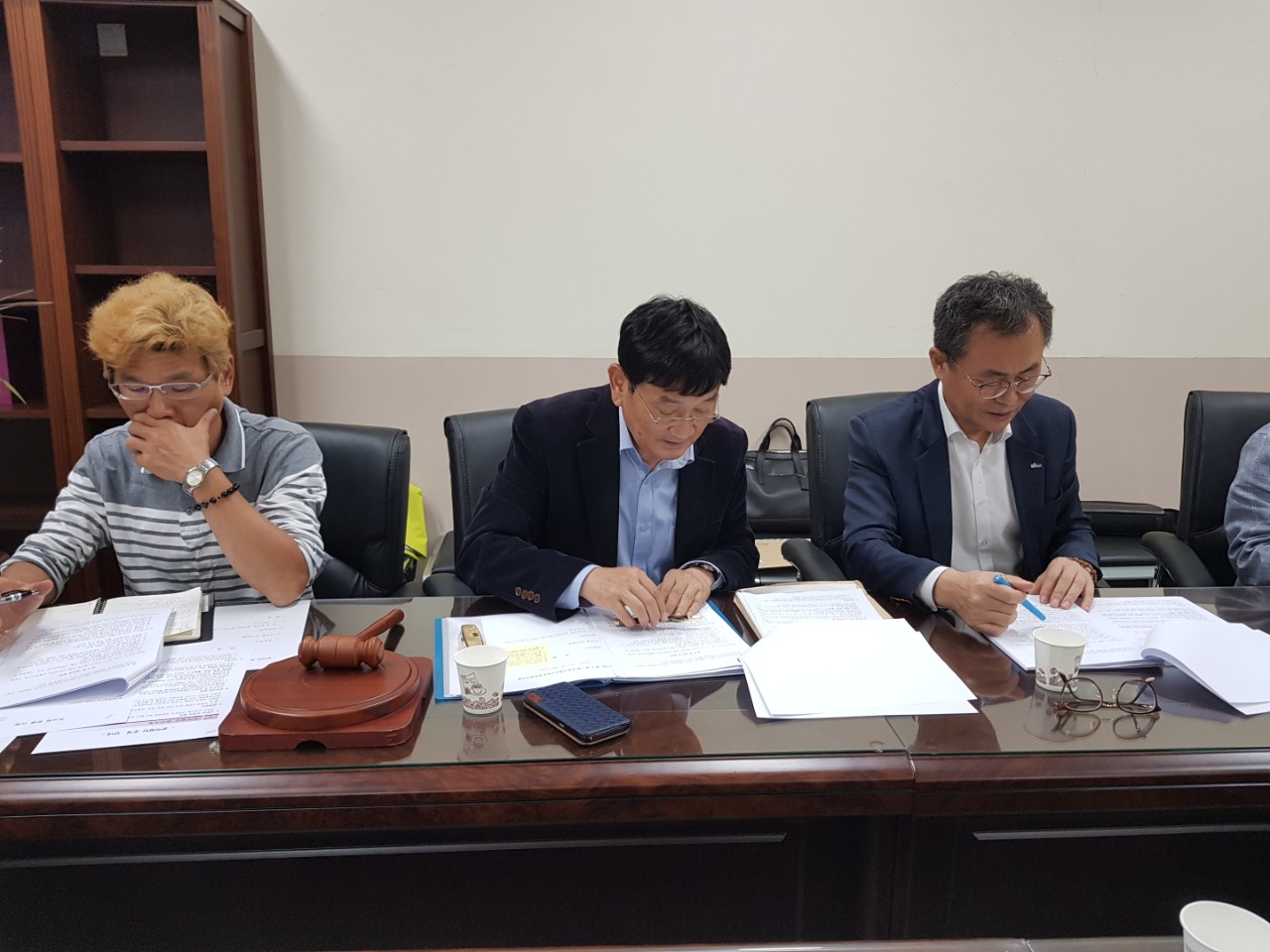 (재)인천기계공고동문장학회 임원-전체 사진-15913916062.jpg