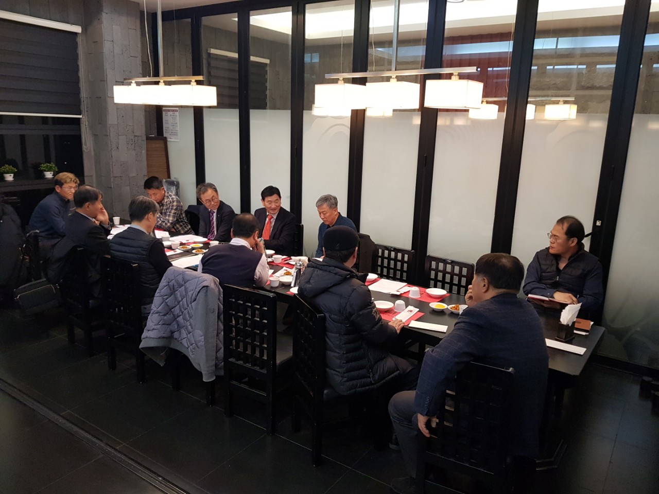 (재)인천기계공고동문장학회 임원-전체 사진-16565571873.jpg