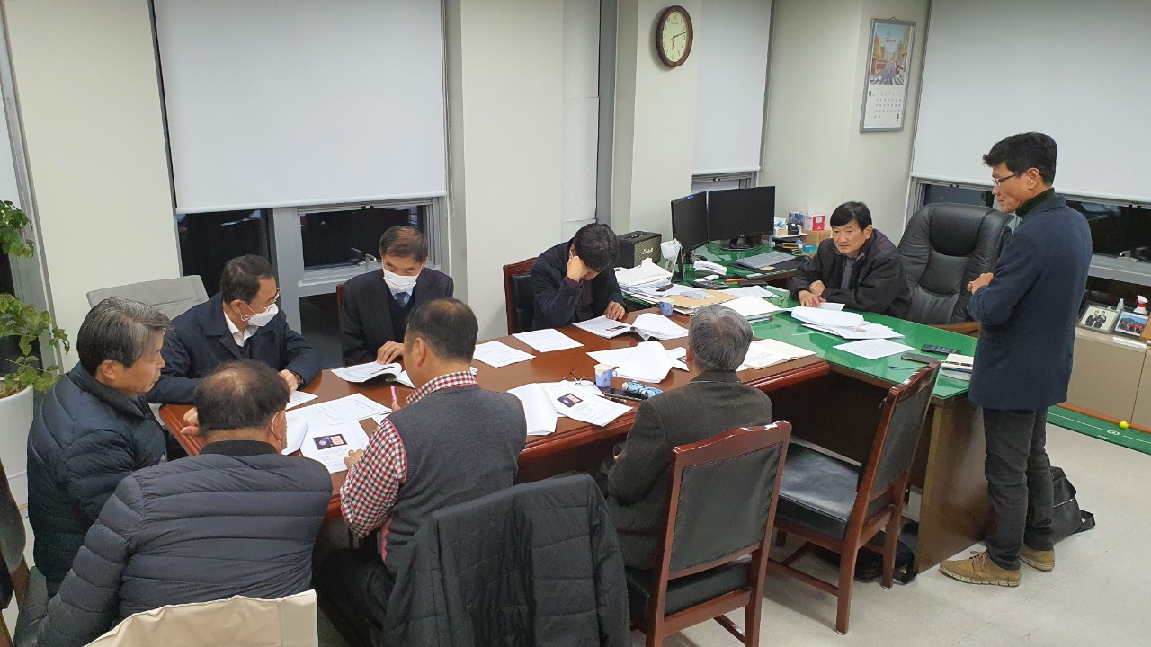 (재)인천기계공고동문장학회 임원-전체 사진-24917227491.jpg
