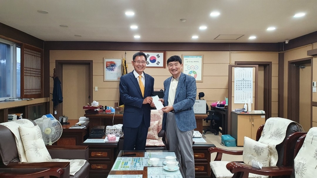 (재)인천기계공고동문장학회 임원-전체 사진-34976700678.jpg