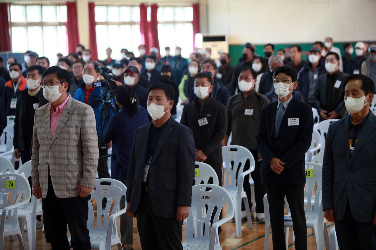 (재)인천기계공고동문장학회 임원-전체 사진-46016586921.jpg