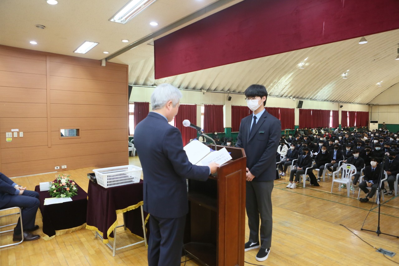 (재)인천기계공고동문장학회 임원-전체 사진-49602697590.jpg