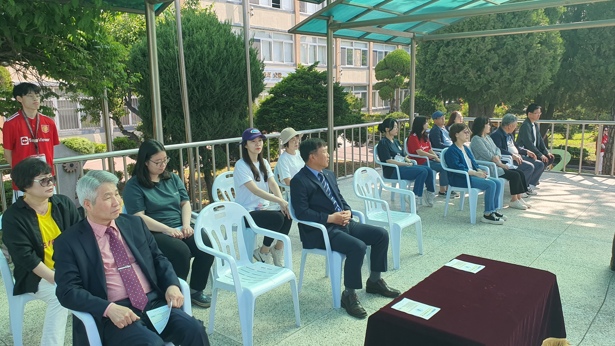 (재)인천기계공고동문장학회 임원-전체 사진-51292636119.jpg