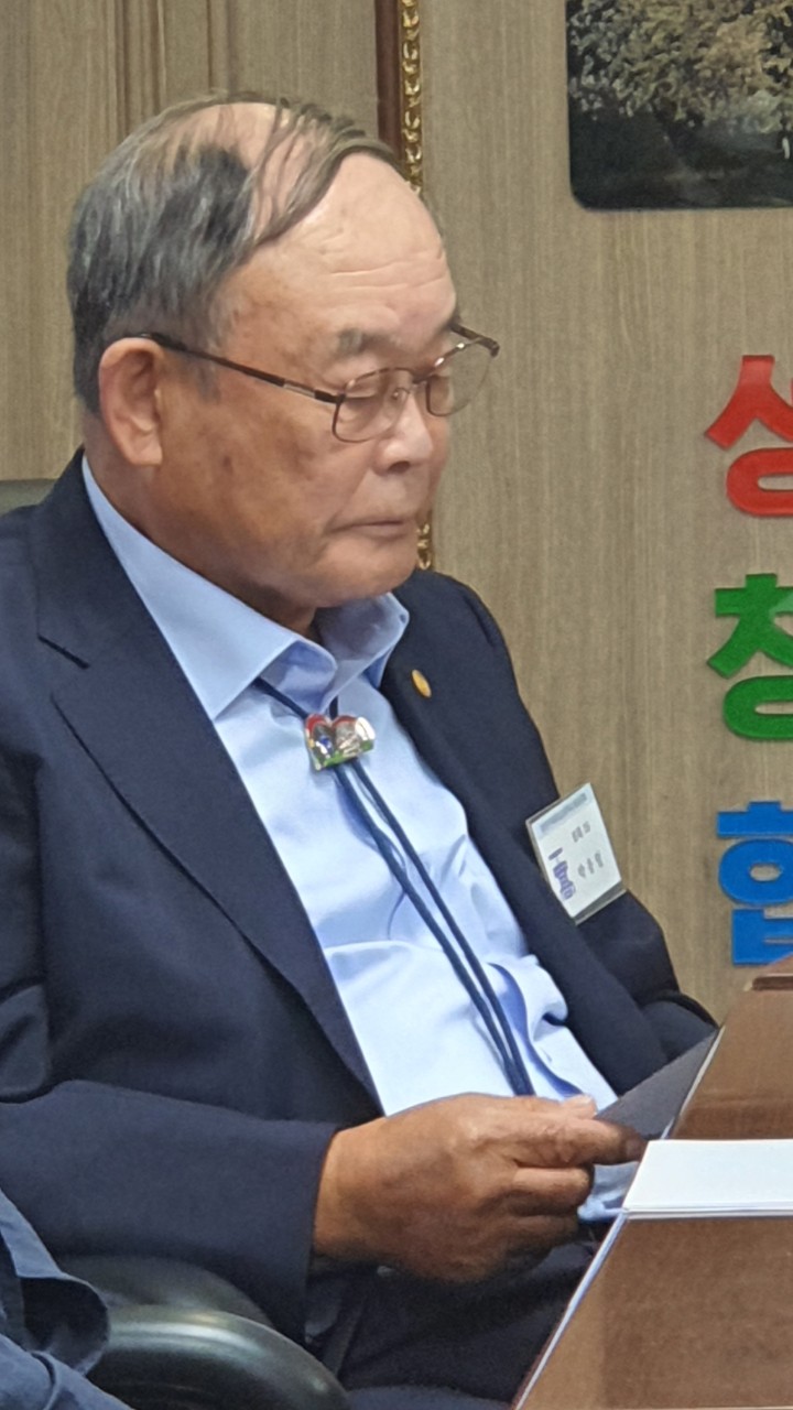 (재)인천기계공고동문장학회 임원-전체 사진-21358667902.jpg