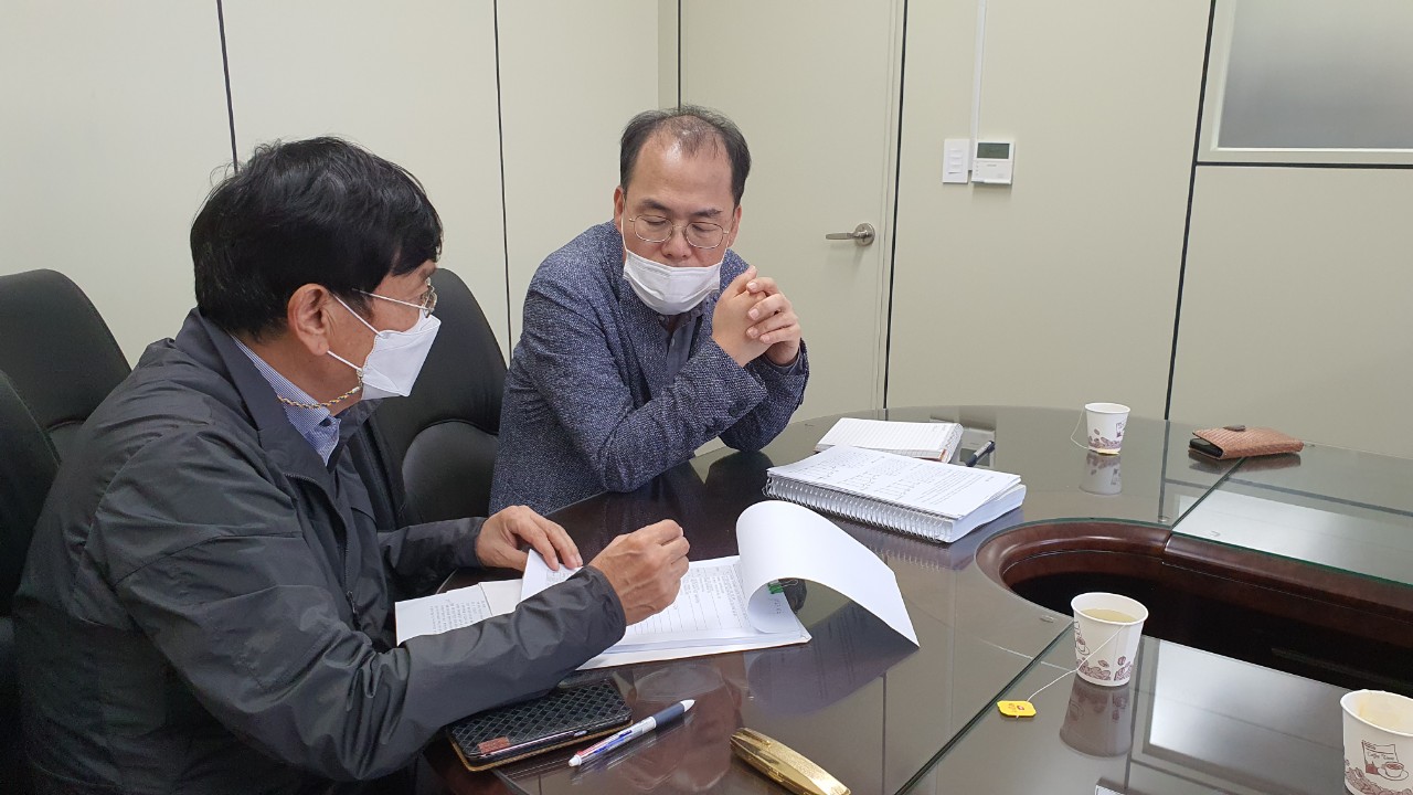 (재)인천기계공고동문장학회 임원-전체 사진-23619127734.jpg