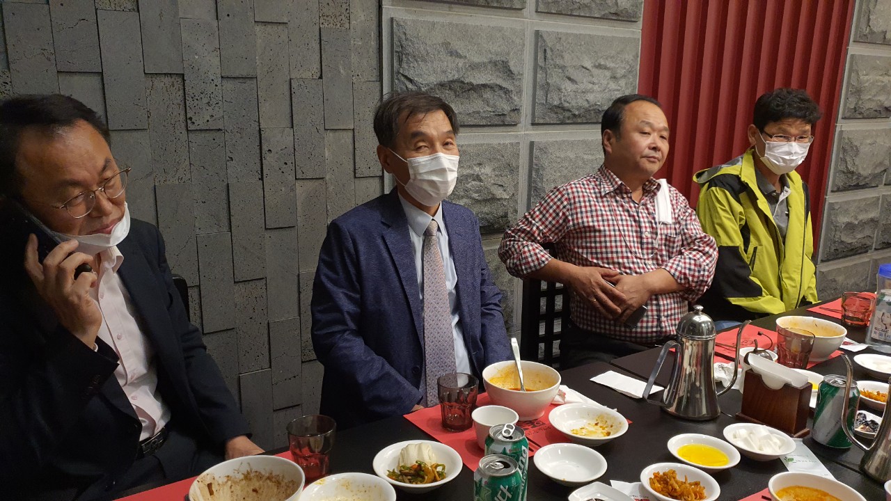 (재)인천기계공고동문장학회 임원-전체 사진-23941601357.jpg