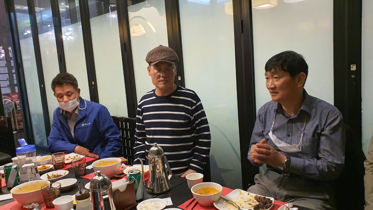 (재)인천기계공고동문장학회 임원-전체 사진-23941601359.jpg